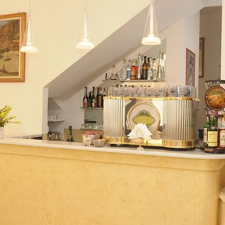 Gambone Hotel Finale Ligure
